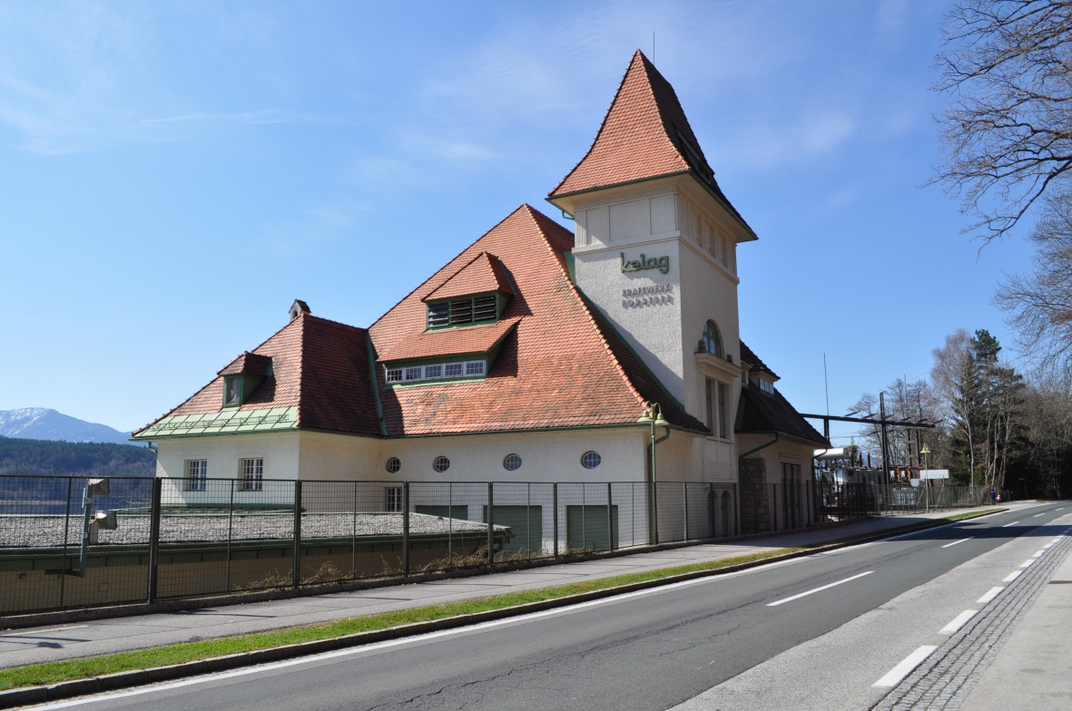 Das Forstseekraftwerk ist zu einem Schaukraftwerk mit angeschlossener Gastronomie umgebaut worden.