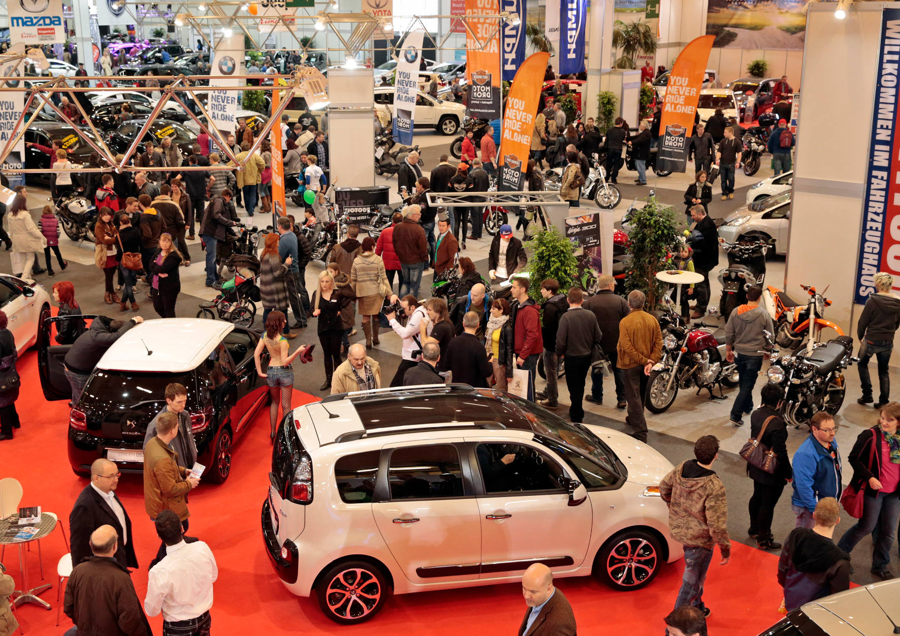 Die AUTO&BIKE in den Klagenfurter Messehallen zeigt Sportliches und Alltagstaugliches (c) Kärntner Messen