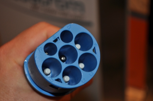 Der Typ 2-Stecker ist in Europa der Standard für Ladeinfrastrukturen für elektrische Fahrzeuge. Foto: Gabi Schoblick/srg.at Der Typ 2-Stecker ist in Europa der Standard für Ladeinfrastrukturen für elektrische Fahrzeuge. Foto: Gabi Schoblick/srg.at